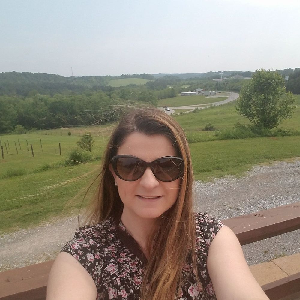 Meet your Posher, Elisha